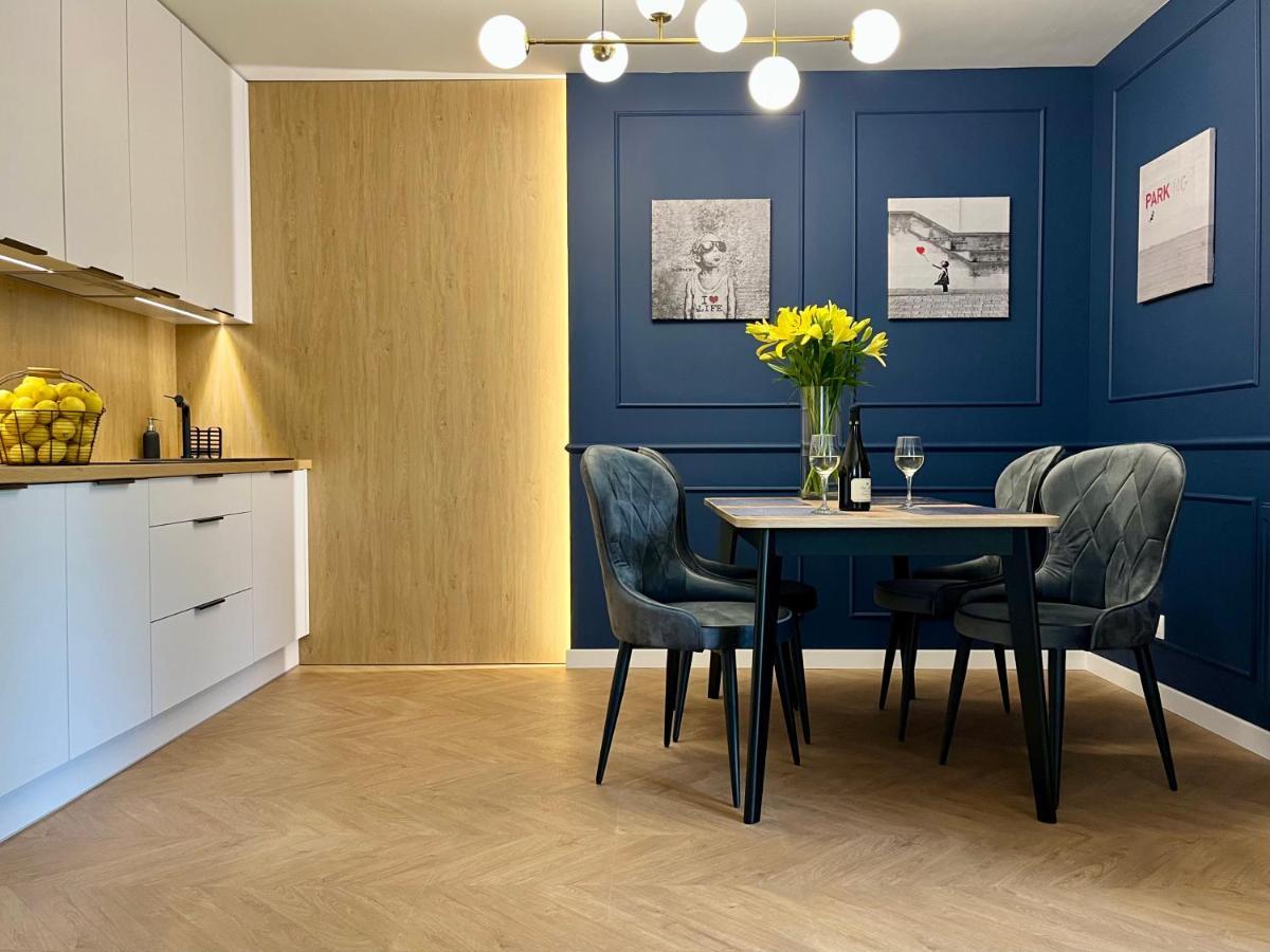 Apartamenty Maxa Czornyja Jelení Hora Exteriér fotografie