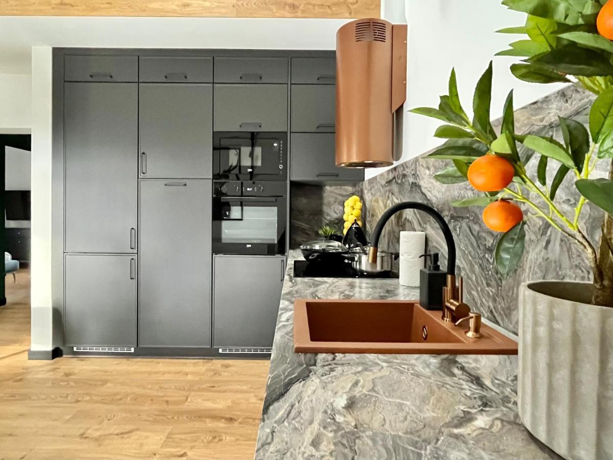 Apartamenty Maxa Czornyja Jelení Hora Exteriér fotografie