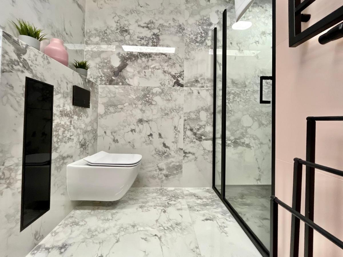 Apartamenty Maxa Czornyja Jelení Hora Exteriér fotografie